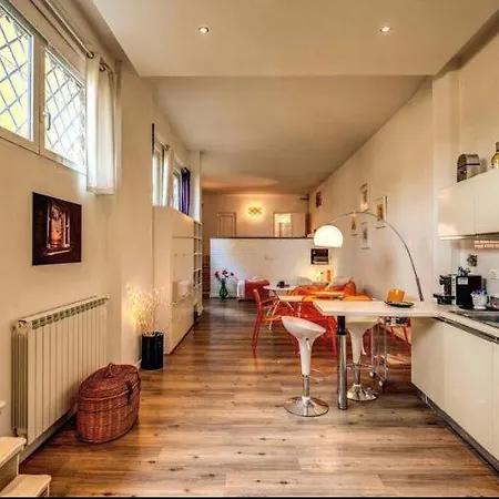 בית נופש Corner In Trastevere